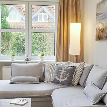 Kapitaensgarten 25 * Prerow